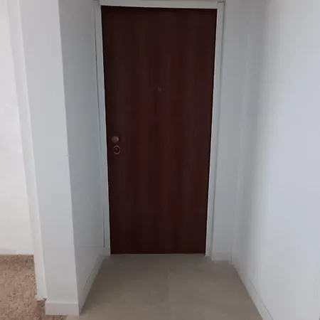 Dimora Zaffiro * Л'Акуила