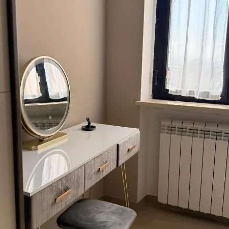 Apartament Dimora Zaffiro LʼAquila